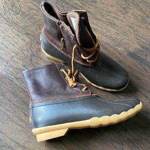 Sperry duck boot leather